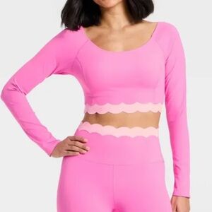 JoyLab Women's  Hot Pink Long-Sleeve Crop Top with Scalloped Hem